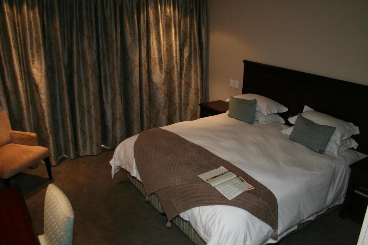 Queens Casino And Hotel Queenstown Exteriér fotografie